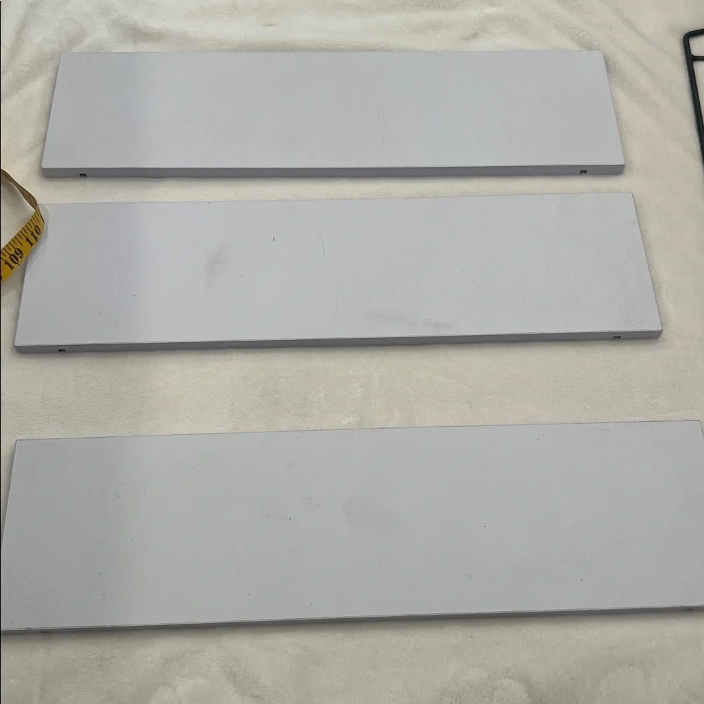 Wall shelf